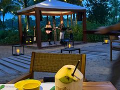-三亚艾迪逊酒店·海滩烧烤 BARBACOA·现场乐队·浪漫晚餐·烧烤海鲜