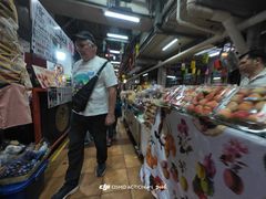 -瓦洛洛传统市场