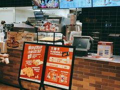 -肯德基(中纬店)