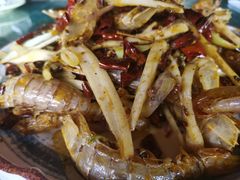 -去吃小龙虾·江湖菜·烧烤(南滨路店)