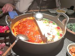 -三出山火锅(南京万象天地店)