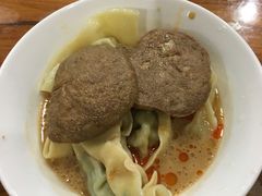 -潘国仙耳光馄饨(黄家阙路店)