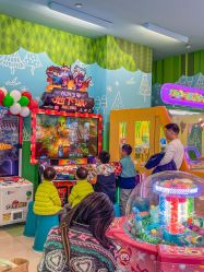 -莫莉幻想儿童乐园(武汉金银潭永旺店)