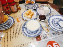 -广信牛奶甜品世家(台东店)