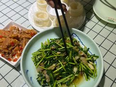 -藜蒿腊肉·飘香堂赣菜老酒文化餐厅