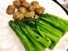 -郑猛记石岐鸽主题餐厅(长江店)