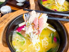 -桥香园过桥米线(国贸店)