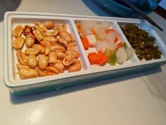 -荷塘秋月·本帮江浙菜(国权路店)