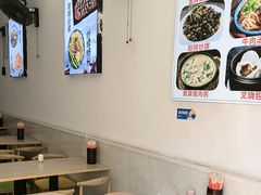 -涵香杀猪佬煮粉桂林米粉(第51分店)