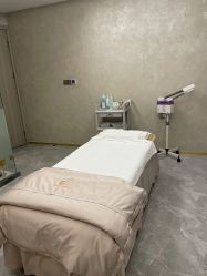 -新蝶变皮肤管理中心