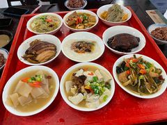 -蓝田九大碗民俗食府(蓝田店)