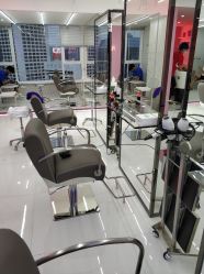 -SWANK SALON