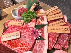 -铭牛烧肉·和牛海鲜自助(高新月牙湖店)