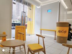 用餐区-麦当劳(徐汇漕溪北路百脑汇店)