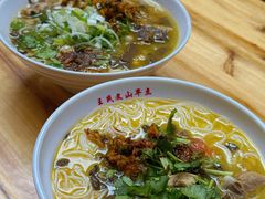 -文山荷鲜居(翠湖店)