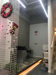 -茶发Salon·烫发染发理发