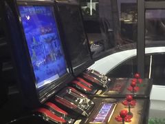 -喝丢一只鞋辣炒海鲜小烧烤(三八广场店)
