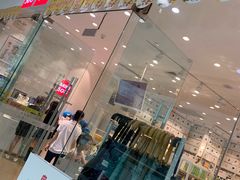 -名创优品(内江万达广场二店)