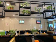 -湘缘道客•湘缘饭店·25年湘菜馆(古墩路店)
