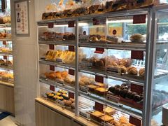 -85度C(生甜甜圈研究工坊·上海平凉店)