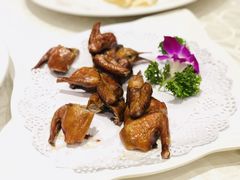 妙龄乳鸽-香山家宴