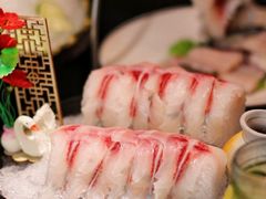 -得意咚瓜·顺德鱼生·冬瓜火锅(深圳首店)