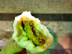 猪肉大葱包子-天兴居(鲜鱼口街店)