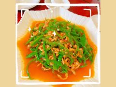-鲁朗纳麦石锅鸡庄园