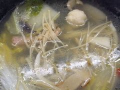 -墨脱石锅椰子鸡•海鲜糟粕醋(榆亚路店)