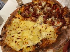 狂野拼榴莲披萨-盘炉forenza·云贵川融合小食堂 ( 钟楼中柳巷店)