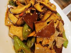 -缘来聚·徽菜名店(黄山宏村店)