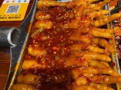 火辣鸡爪-恩你小木屋米酒店(安盛店)