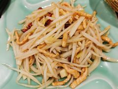 莲菜炒肉-河东颐祥阁(世贸店)