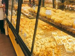 面包甜点陈列柜-御蝶坊生日蛋糕KNAC(新村店)