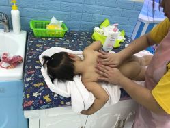 -爱儿乐婴幼儿恒温游泳馆(南山桃源村店)
