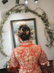 -雪莉美妆婚纱馆
