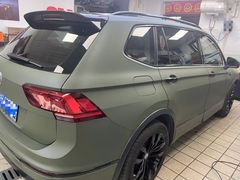 -车水马龙3M汽车贴膜冠军店隐形车衣改色膜(漕宝路中环店)