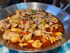 -昱龙大盆牛蛙馆(三兴街总店)