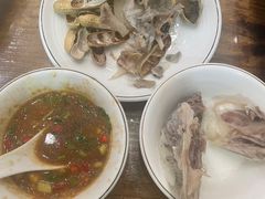 -正能量脆肉鲩火锅