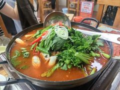 -亲昵春川鸡排(韩国美食街店)
