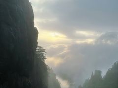 -黄山光明顶山庄