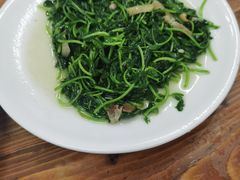 -正宗普宁豆干坊·洪记砂锅粥(红领巾路店)