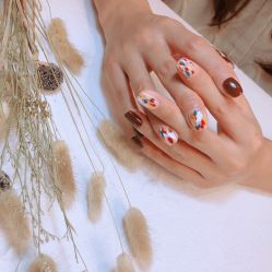 -Pink You美甲洗眉纹绣定制中心