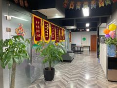 -阿姨来了月嫂服务中心(徐汇店)