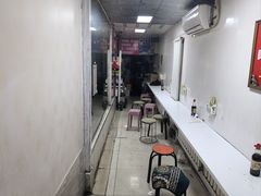 大堂-二七友名焖子铺