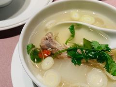 -新荣记(南京西路店)