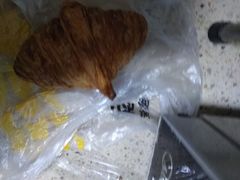 奶油牛角-味多美蛋糕(灯市口店)