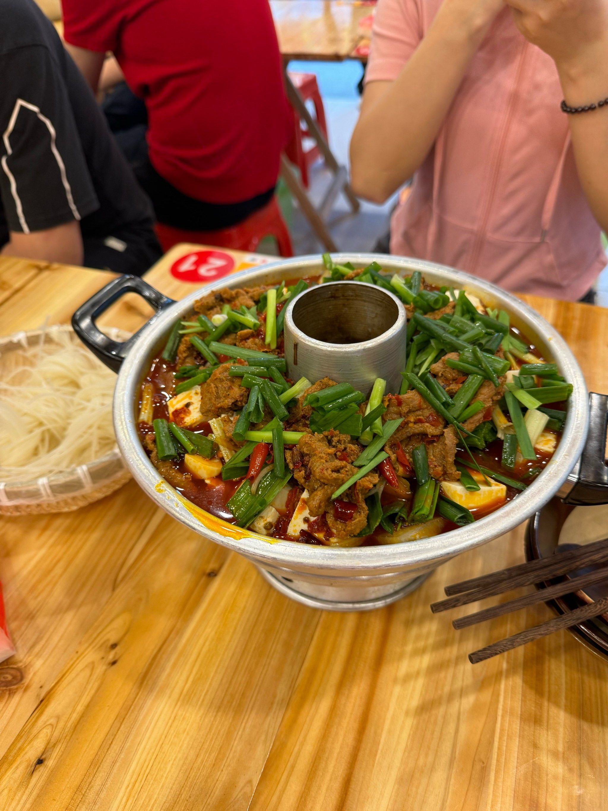招牌豆花牛肉锅