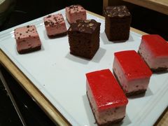 -西藏饭店·亚克·食光自助餐厅(文殊院店)