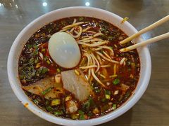 -牛一嘴·兰州牛肉面·大盘鸡(财富中心店)